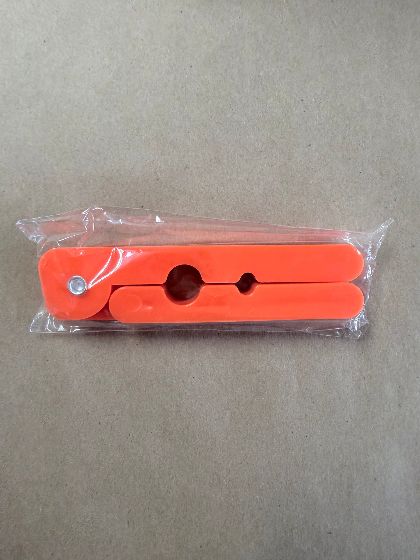 Plastic Tail Stripper